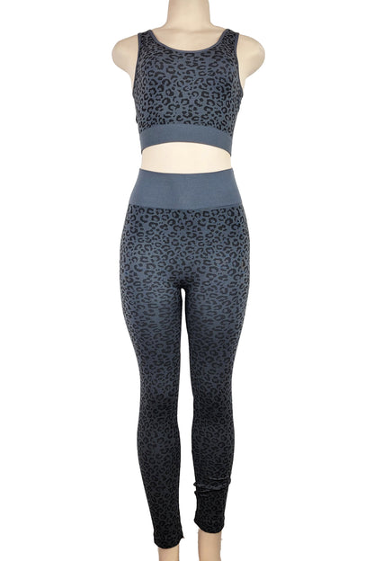 Womens Activewear Top Bottom Set Yoga Sports Leopard Pattern