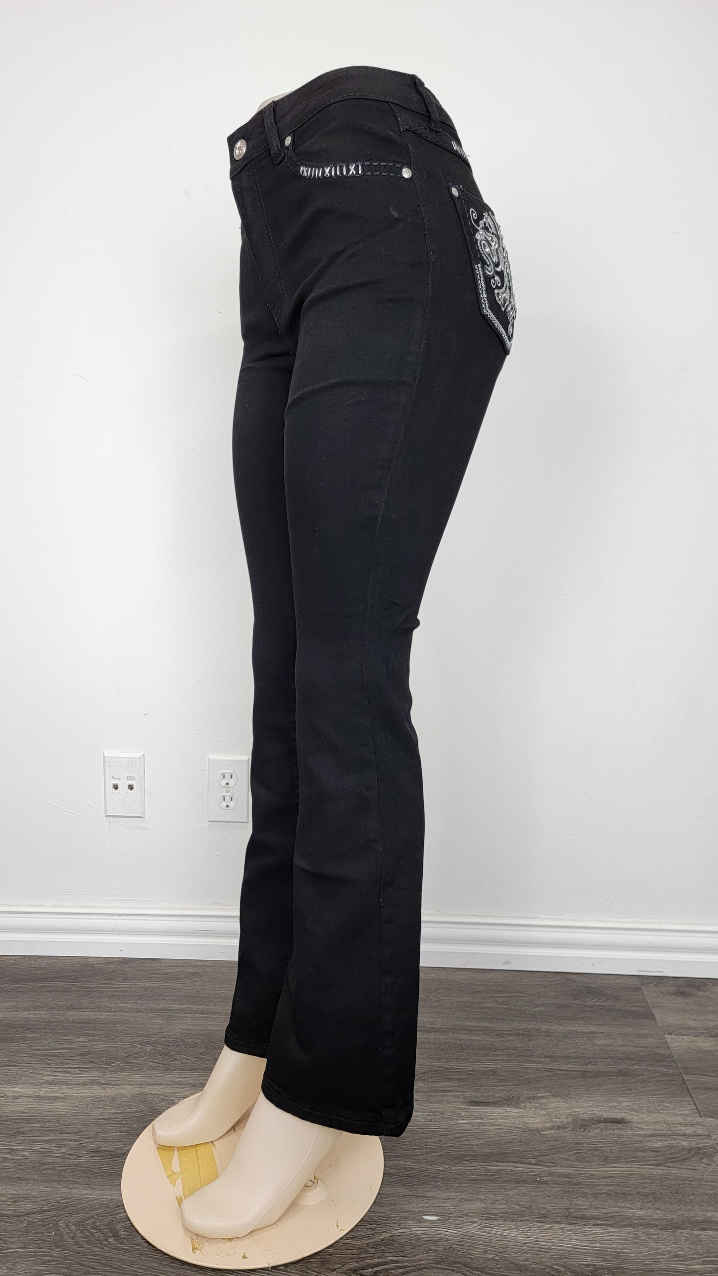 Women's Embroidered Design Black Jeans