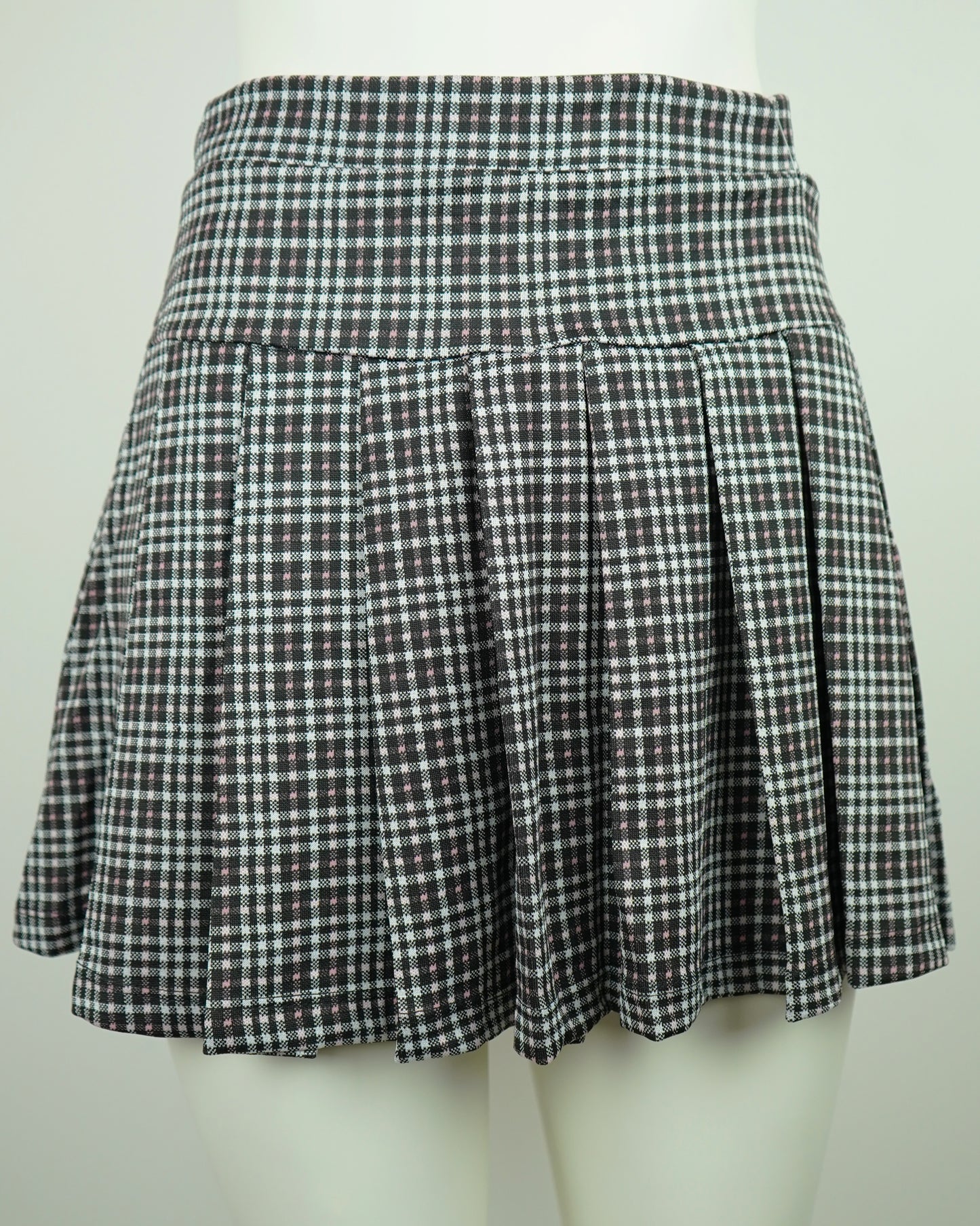 Comfortable Mini Skirt: Plaid Pattern w/ Built-In Shorts (Stretch Fabric)