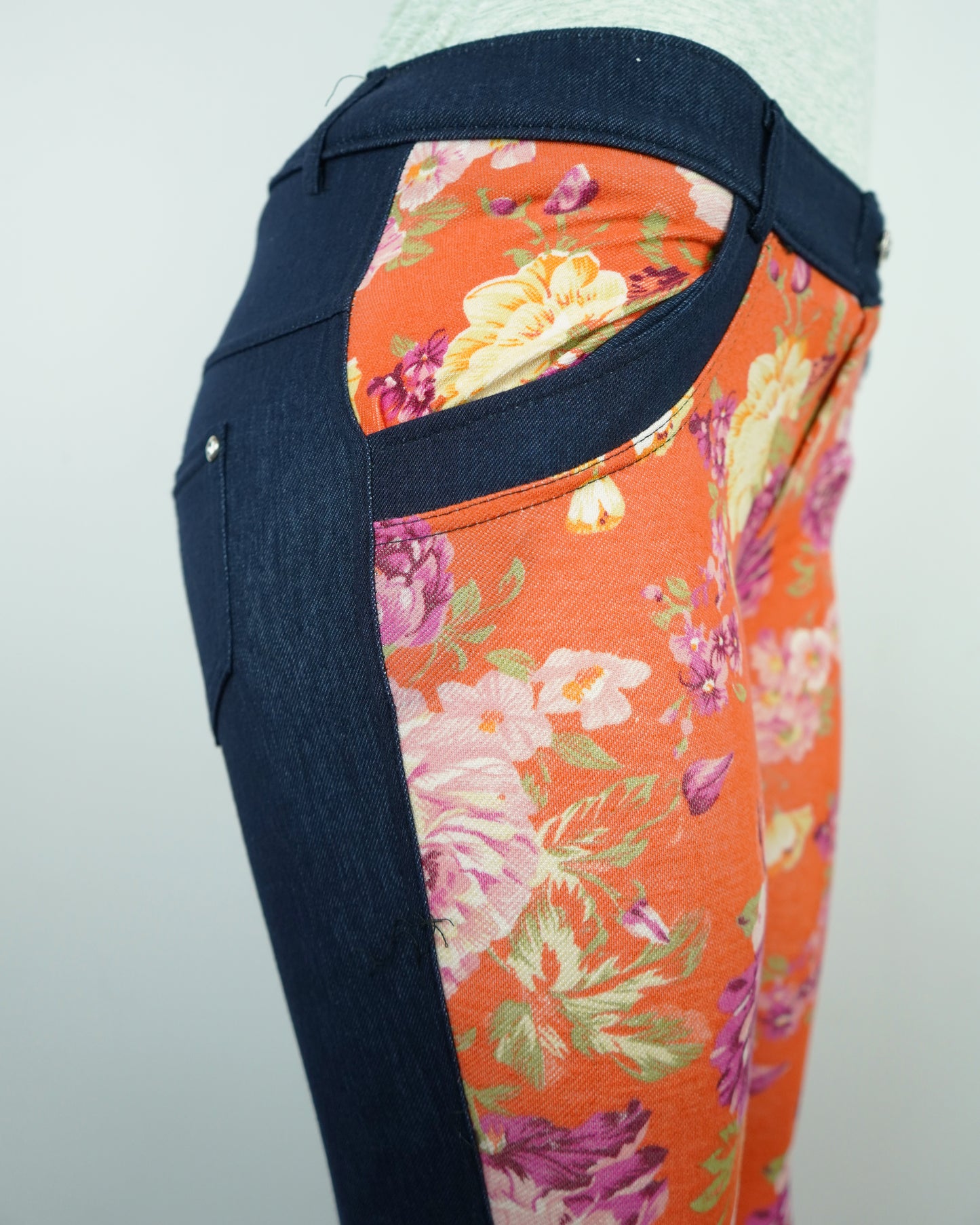 Women's Floral Print Jeggings with Orange & Dark Navy, High Stretch (Cotton, Polyester, Spandex Blend) - Pockets