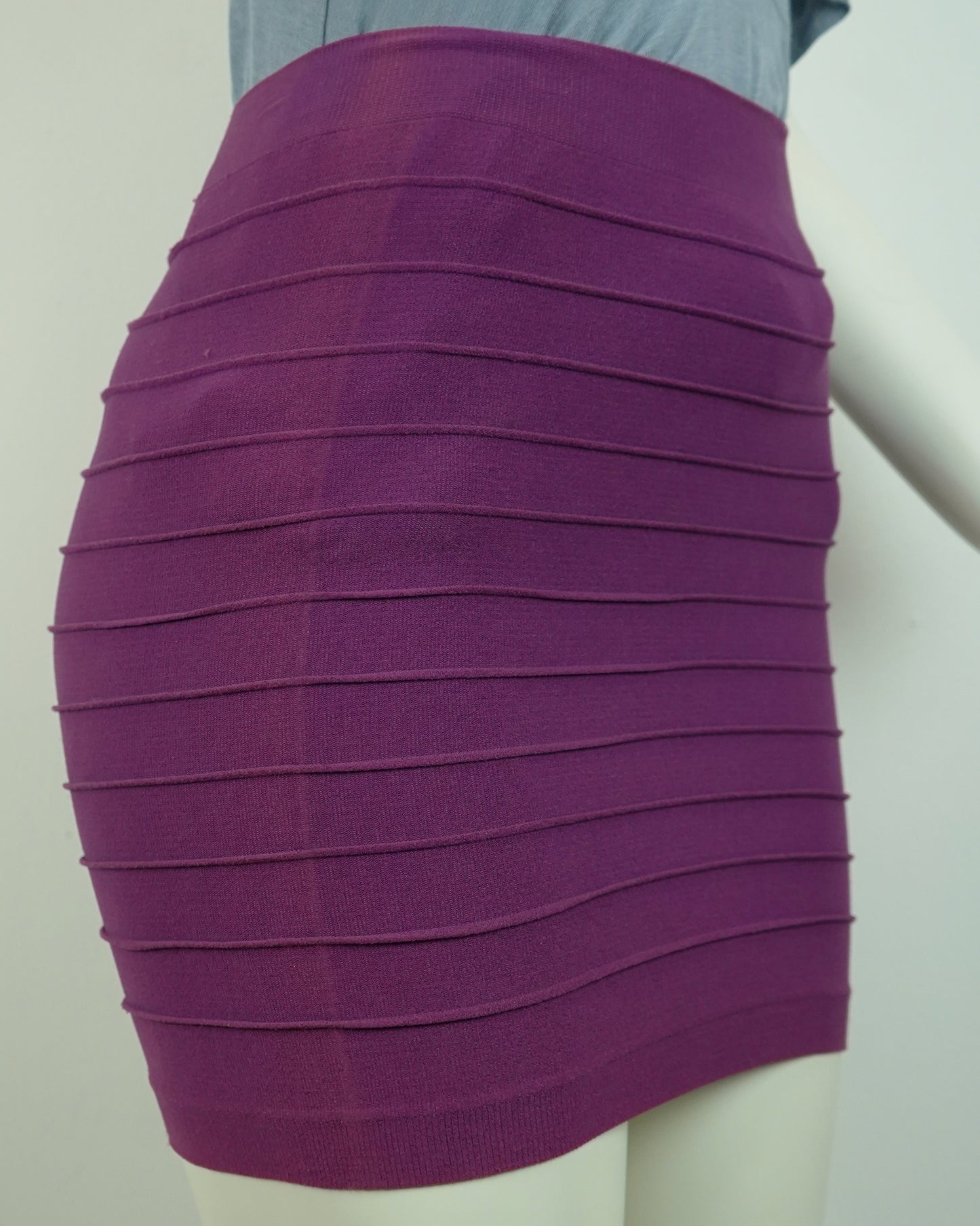 High-Stretch Purple Bodycon Skirt (Striped, Nylon-Spandex Blend) Free Size